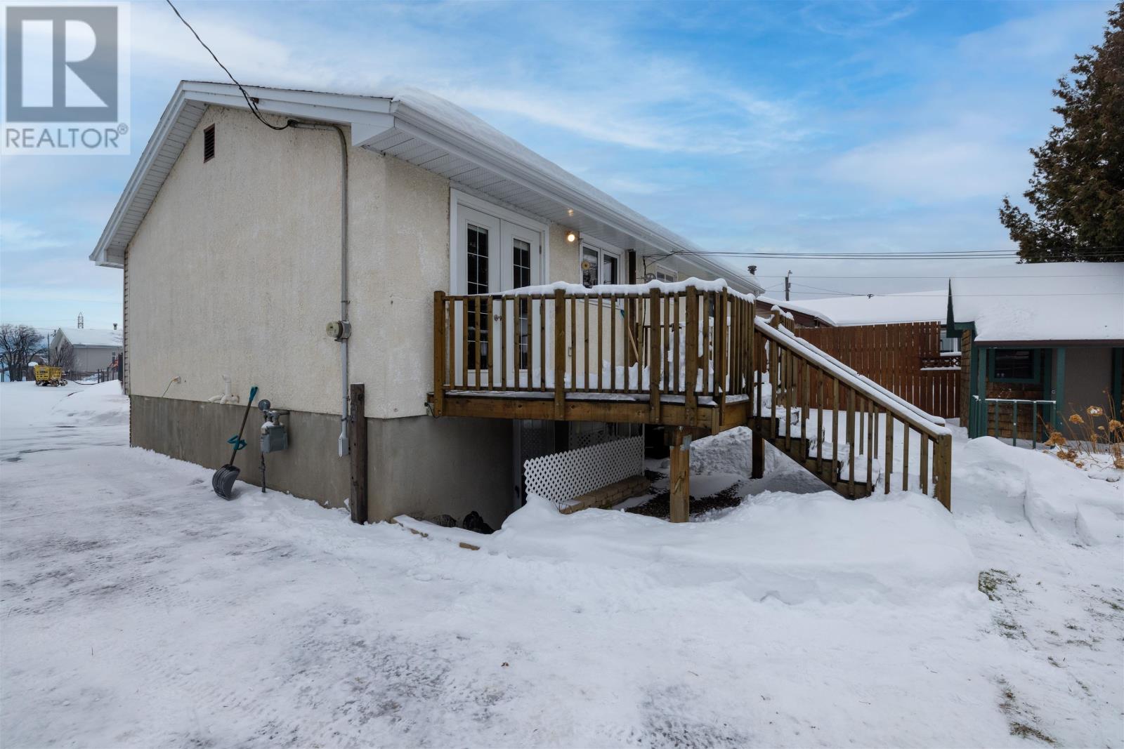 423 Westbury Cres, Thunder Bay, Ontario  P7C 4N6 - Photo 23 - TB2600087