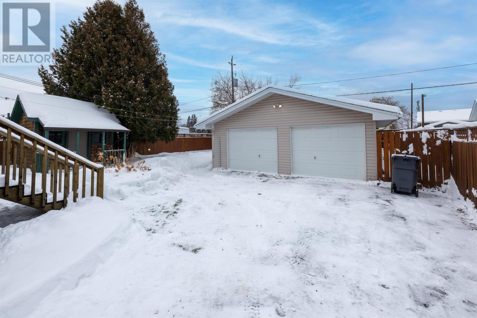 423 Westbury Cres, Thunder Bay, Ontario  P7C 4N6 - Photo 26 - TB2600087