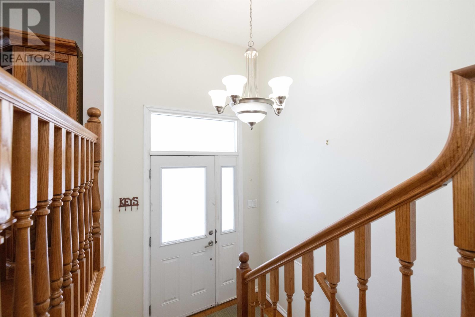 423 Westbury Cres, Thunder Bay, Ontario  P7C 4N6 - Photo 4 - TB2600087