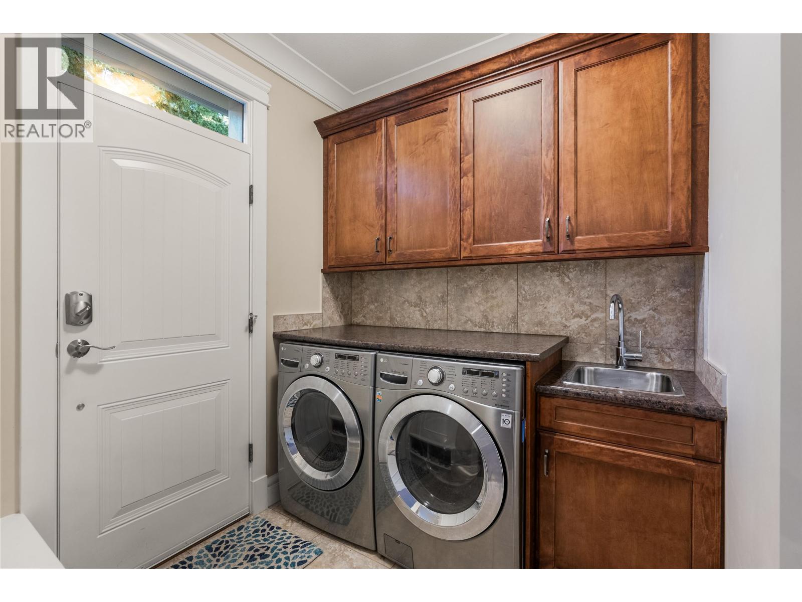 452 Tempe Crescent, North Vancouver, British Columbia  V7N 1E8 - Photo 15 - R3080507