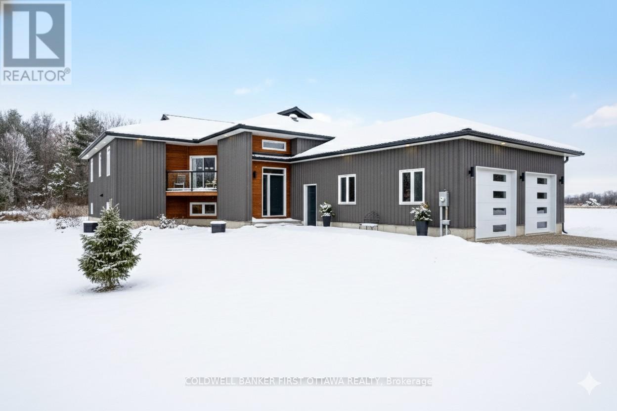 462 ALTHORPE ROAD, Tay Valley, Ontario