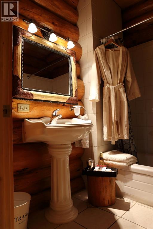 104 White Avenue, Bragg Creek, Alberta  T0L 0K0 - Photo 36 - A2216524