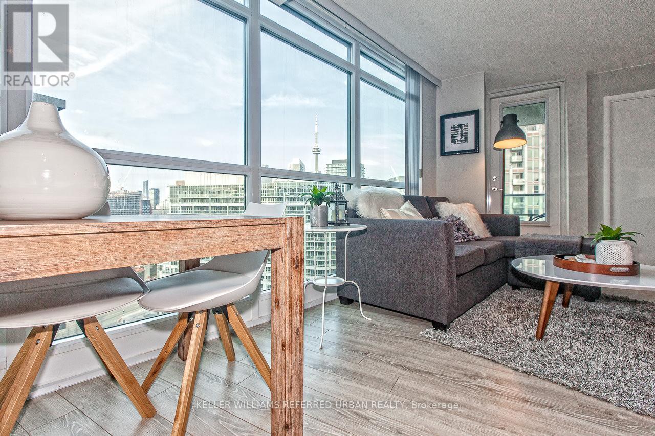 1411 - 215 Fort York Boulevard, Toronto, Ontario  M5V 4A2 - Photo 13 - C12707288