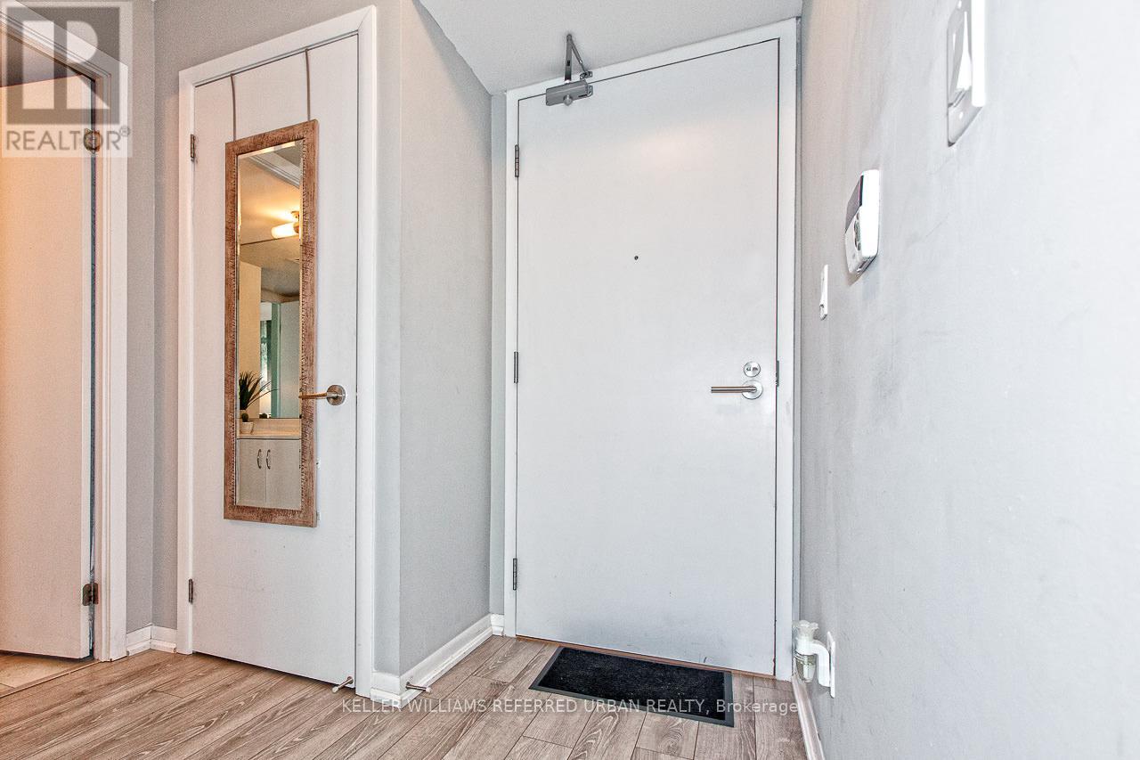 1411 - 215 Fort York Boulevard, Toronto, Ontario  M5V 4A2 - Photo 20 - C12707288