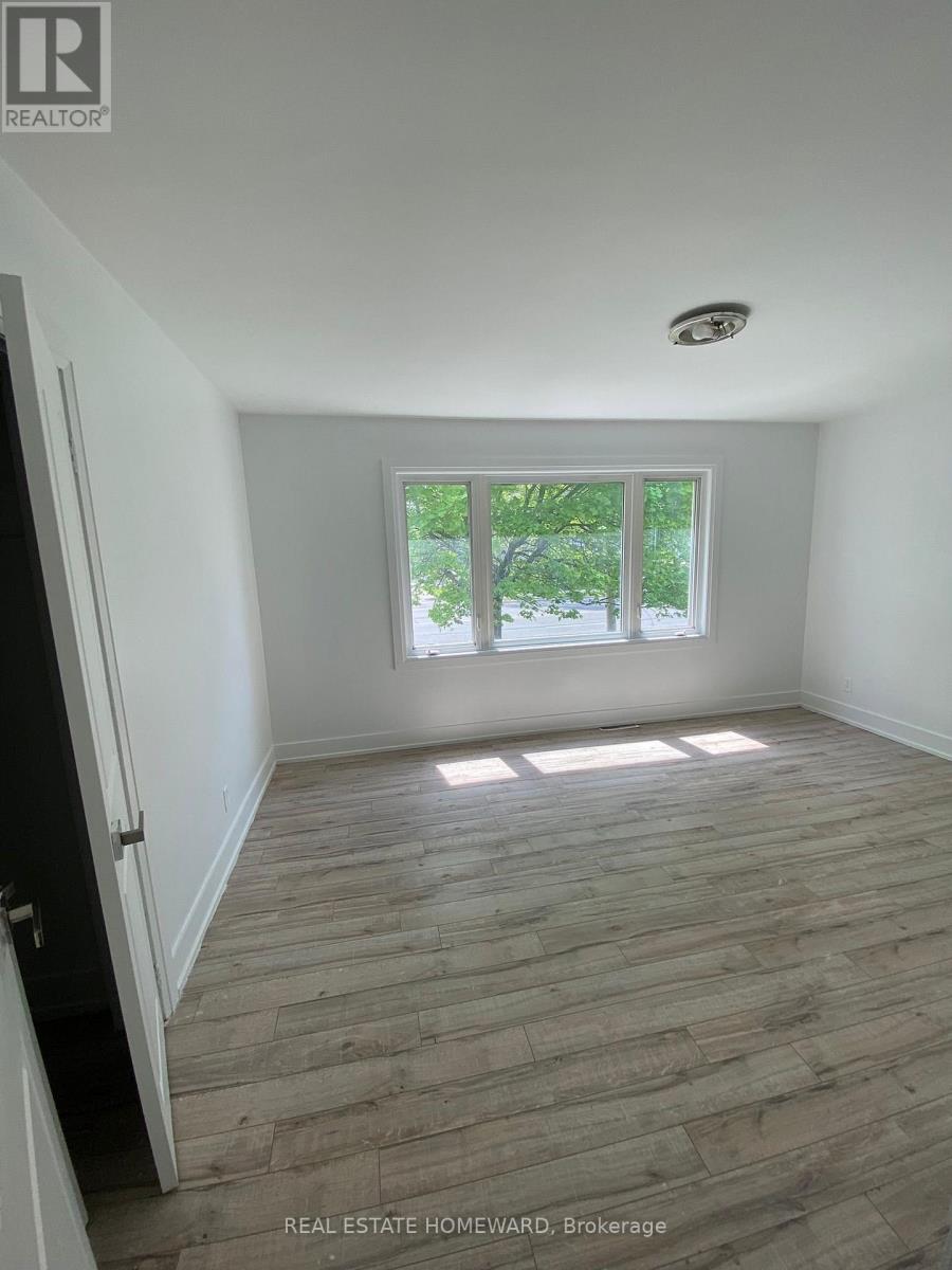 Main - 1049 Simcoe Street S, Oshawa, Ontario  L1H 4L4 - Photo 5 - E12707280