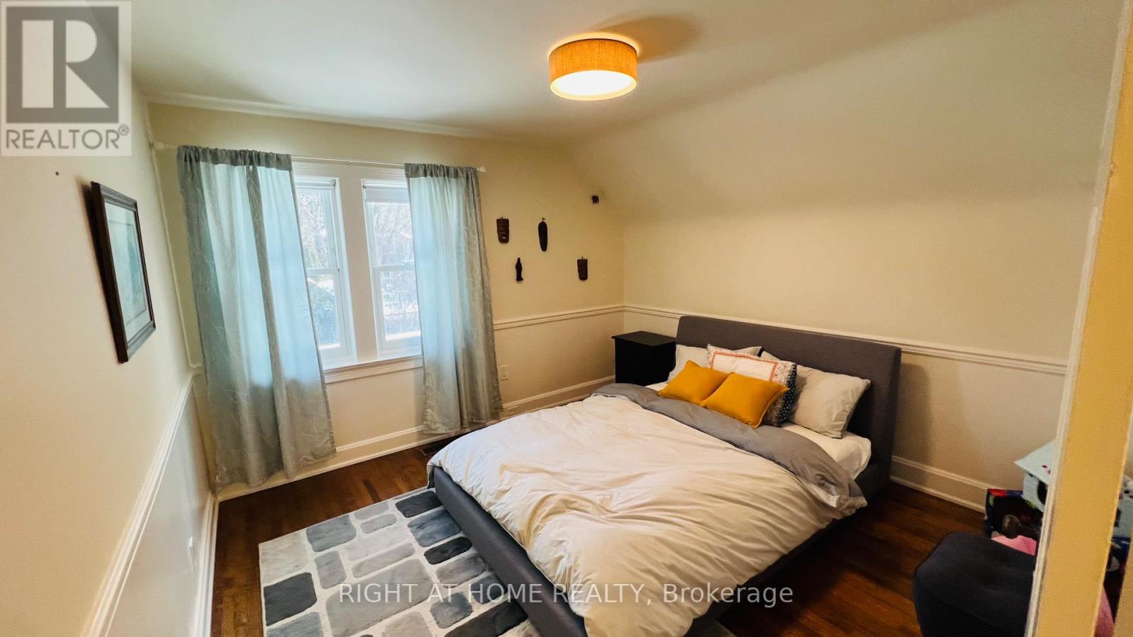 11 Kings Lynn Road, Toronto, Ontario  M8X 2M9 - Photo 22 - W12704802