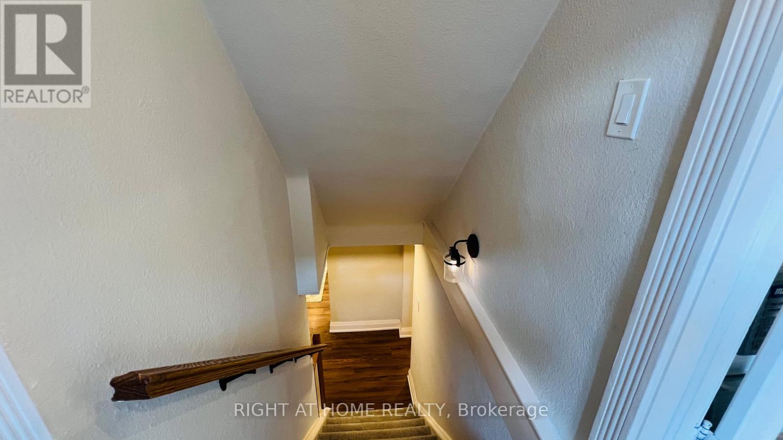 11 Kings Lynn Road, Toronto, Ontario  M8X 2M9 - Photo 29 - W12704802