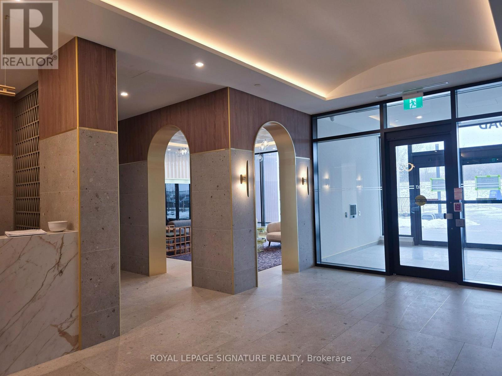 511 - 1 Kyle Lowry Road, Toronto, Ontario  M3C 0S6 - Photo 2 - C12707248