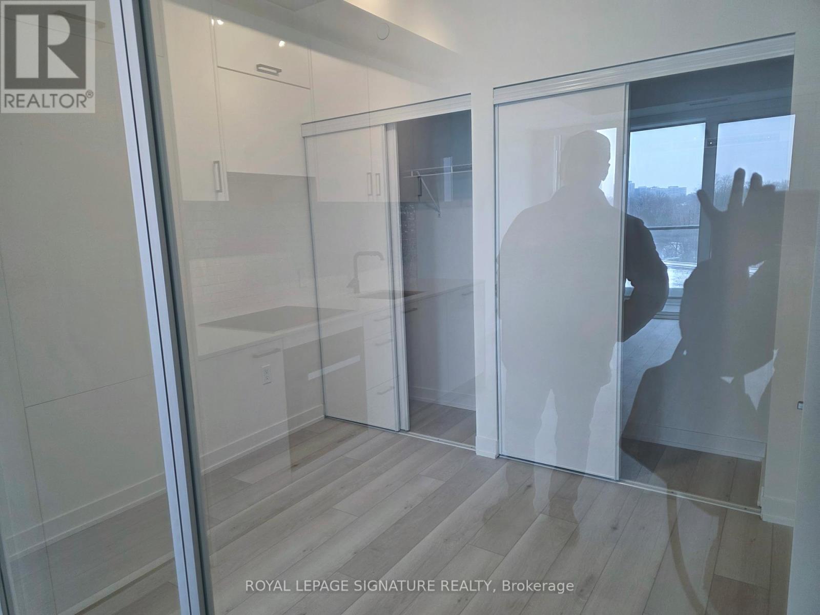 511 - 1 Kyle Lowry Road, Toronto, Ontario  M3C 0S6 - Photo 9 - C12707248