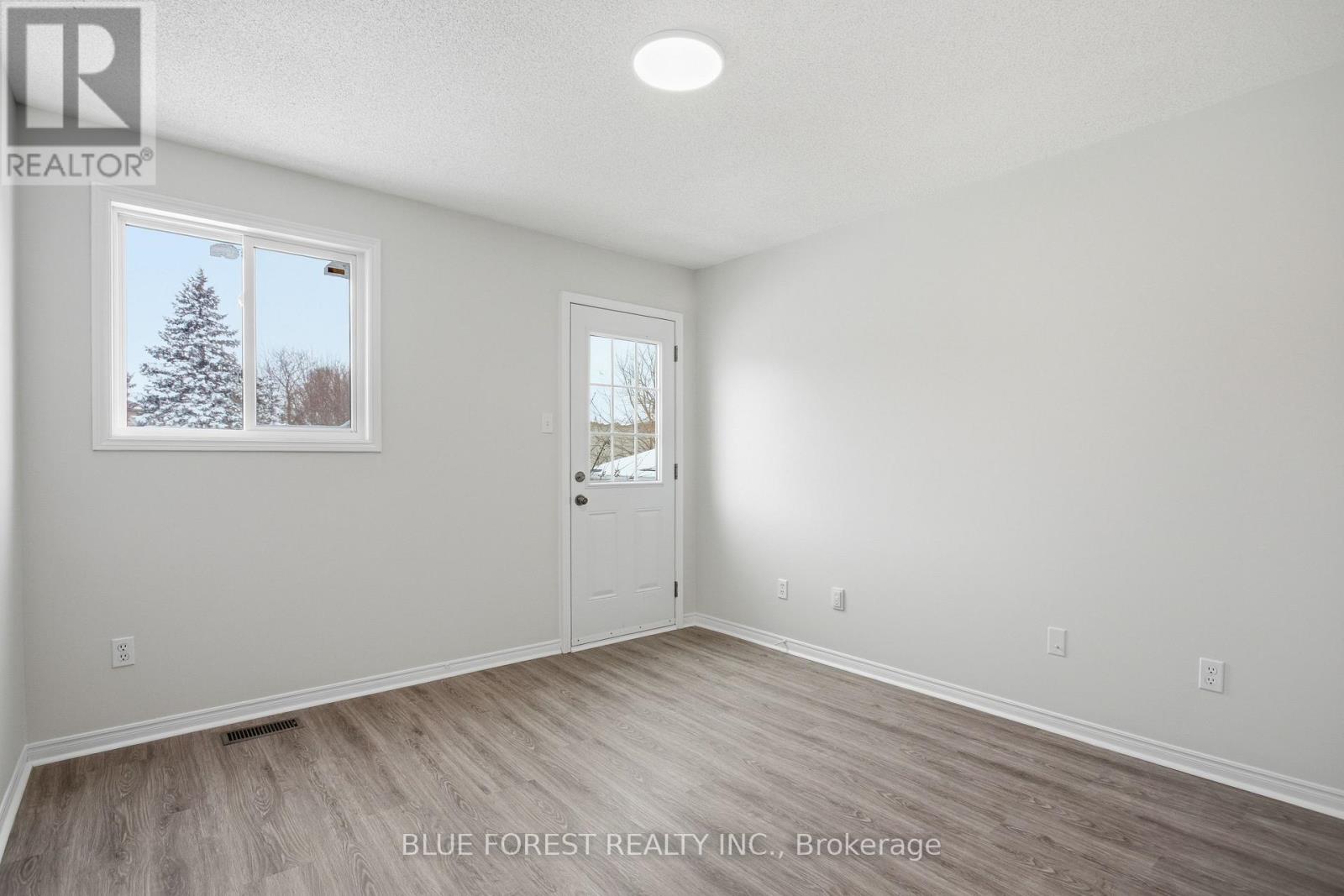 959 Lawson Road, London North, Ontario  N6G 4X4 - Photo 19 - X12702010