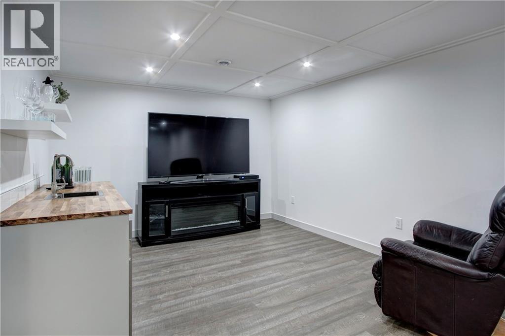 10212 7 Street Sw, Calgary, Alberta  T2W 0G3 - Photo 24 - A2275916