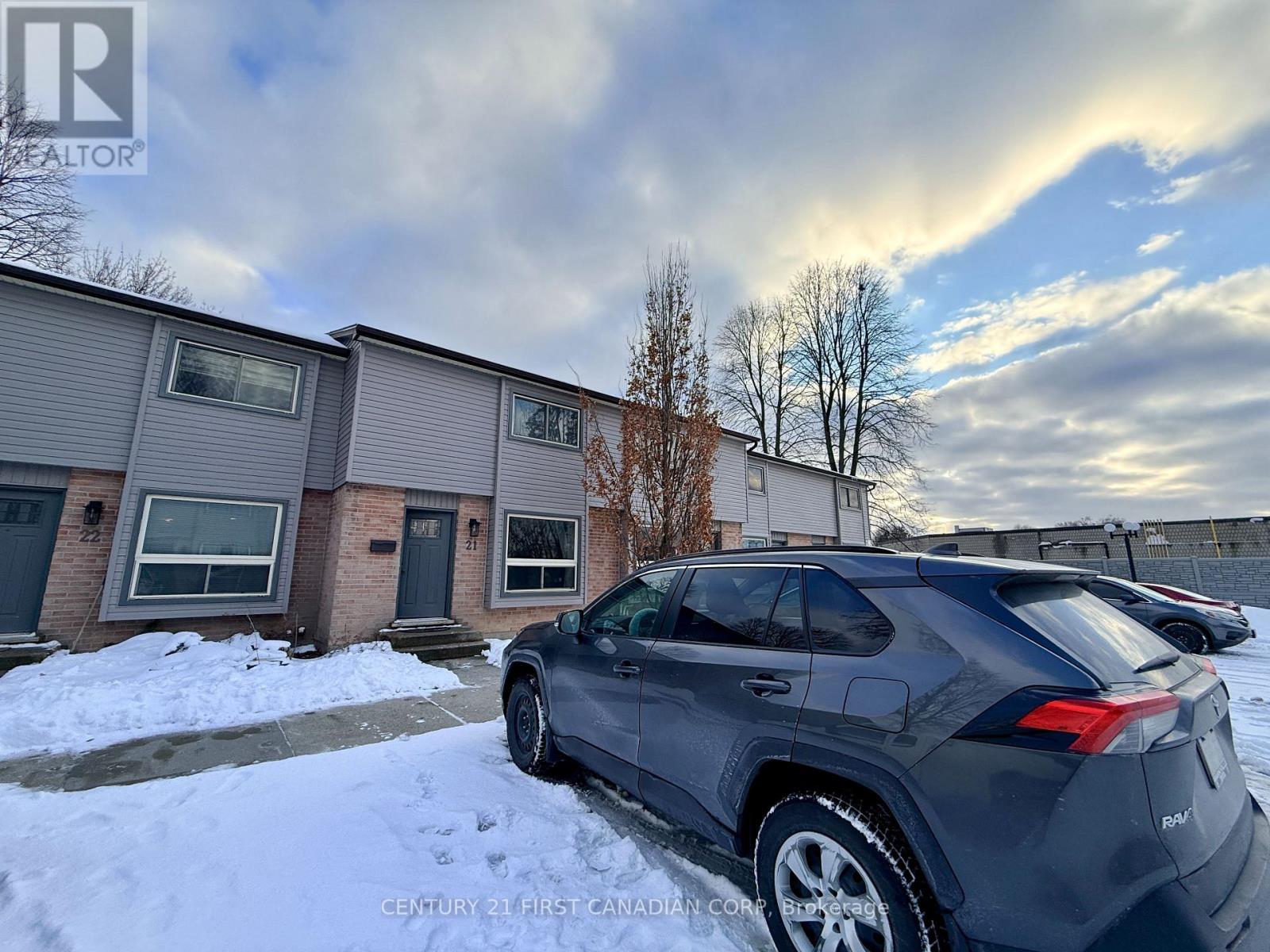 21 - 253 Taylor Street, London East, Ontario  N5Y 2J6 - Photo 2 - X12707334