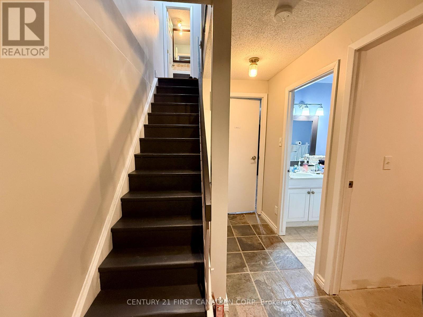 21 - 253 Taylor Street, London East, Ontario  N5Y 2J6 - Photo 25 - X12707334