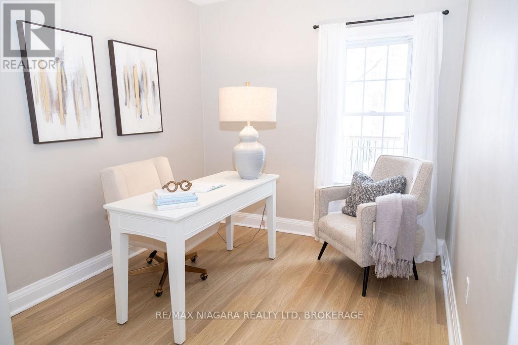 18 Welland Vale Road, St. Catharines (Downtown), Ontario  L2R 2L6 - Photo 11 - X12707290