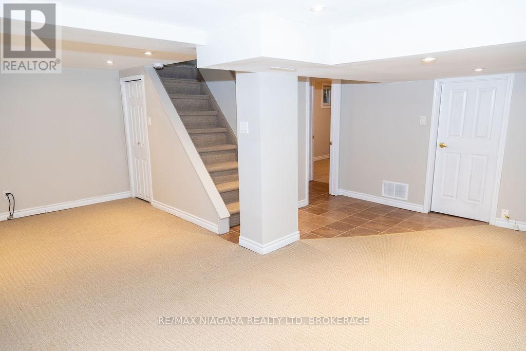 18 Welland Vale Road, St. Catharines (Downtown), Ontario  L2R 2L6 - Photo 21 - X12707290