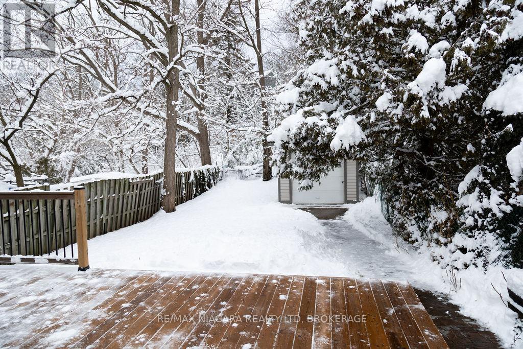 18 Welland Vale Road, St. Catharines (Downtown), Ontario  L2R 2L6 - Photo 26 - X12707290