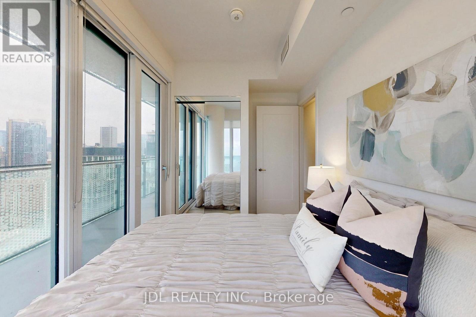 2827 - 135 Lower Sherbourne Street, Toronto, Ontario  M5A 1Y4 - Photo 25 - C12693872