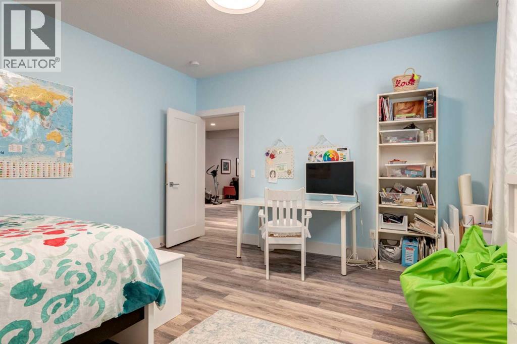 95 Sierra Morena Manor Sw, Calgary, Alberta  T3H 1S9 - Photo 30 - A2277638