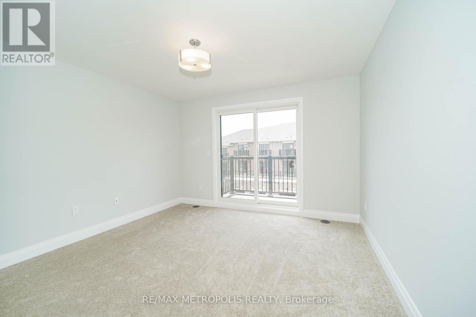 945 Crowsnest Hollow, Pickering, Ontario  L1X 0P4 - Photo 22 - E12707332