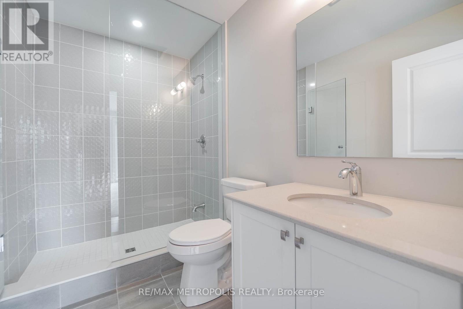 945 Crowsnest Hollow, Pickering, Ontario  L1X 0P4 - Photo 24 - E12707332