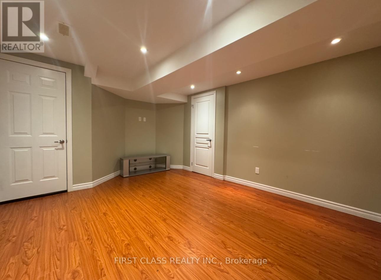 Bsmt - 101 Shirrick Drive, Richmond Hill, Ontario  L4E 0B7 - Photo 8 - N12707328