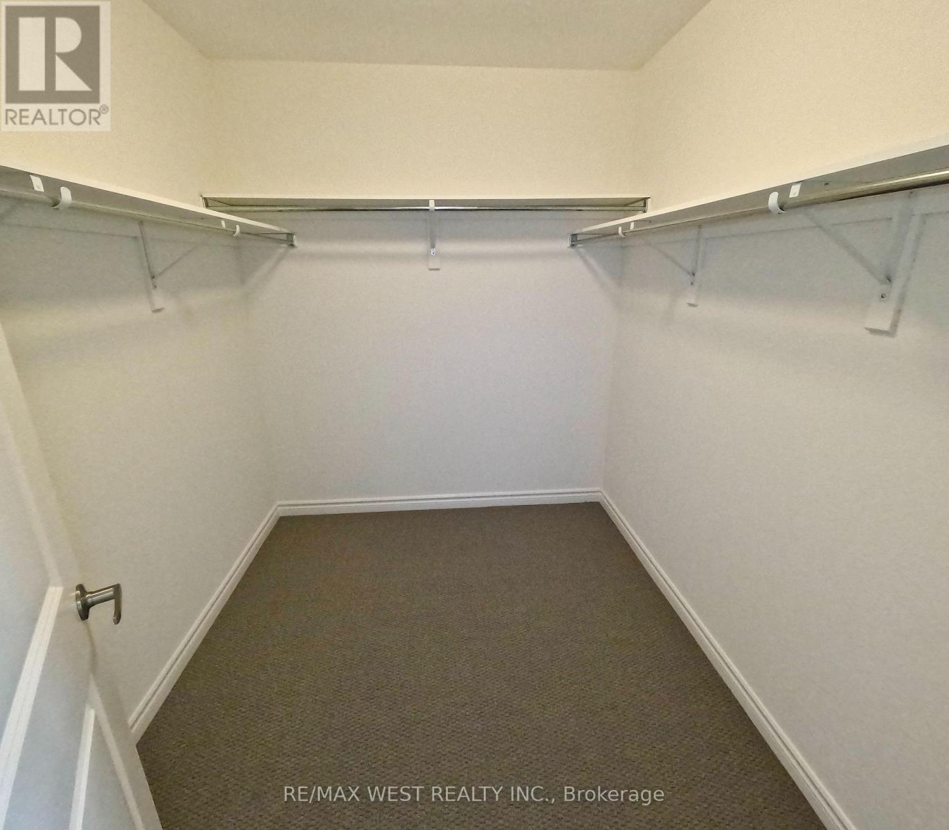 246 Mckenzie Drive, Clearview (Stayner), Ontario  L0M 1S0 - Photo 7 - S12707312