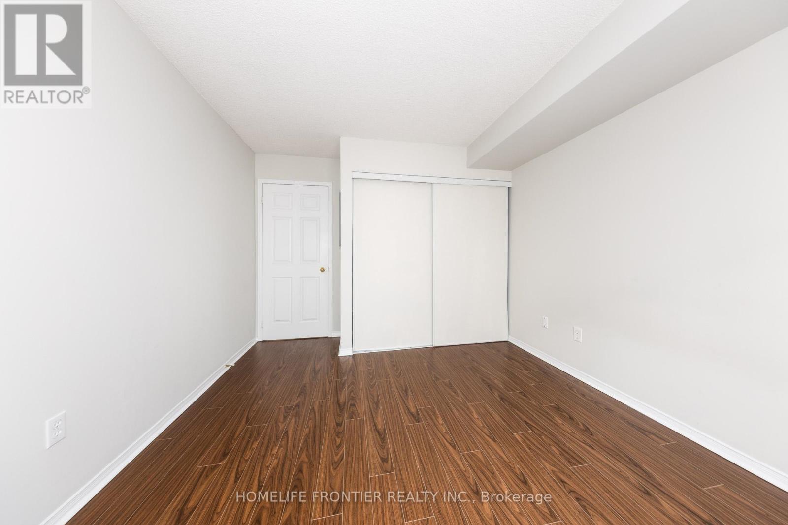 1008 - 29 Pemberton Avenue, Toronto, Ontario  M2M 4L5 - Photo 19 - C12707170