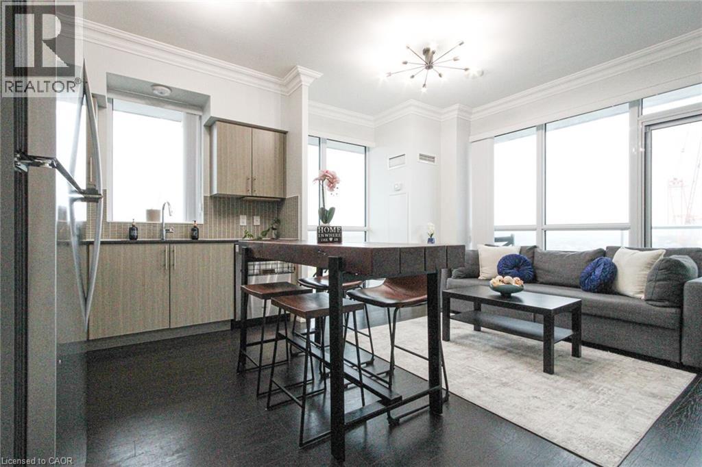 65 Speers Road, Oakville, Ontario  L6K 0J1 - Photo 14 - 40799366