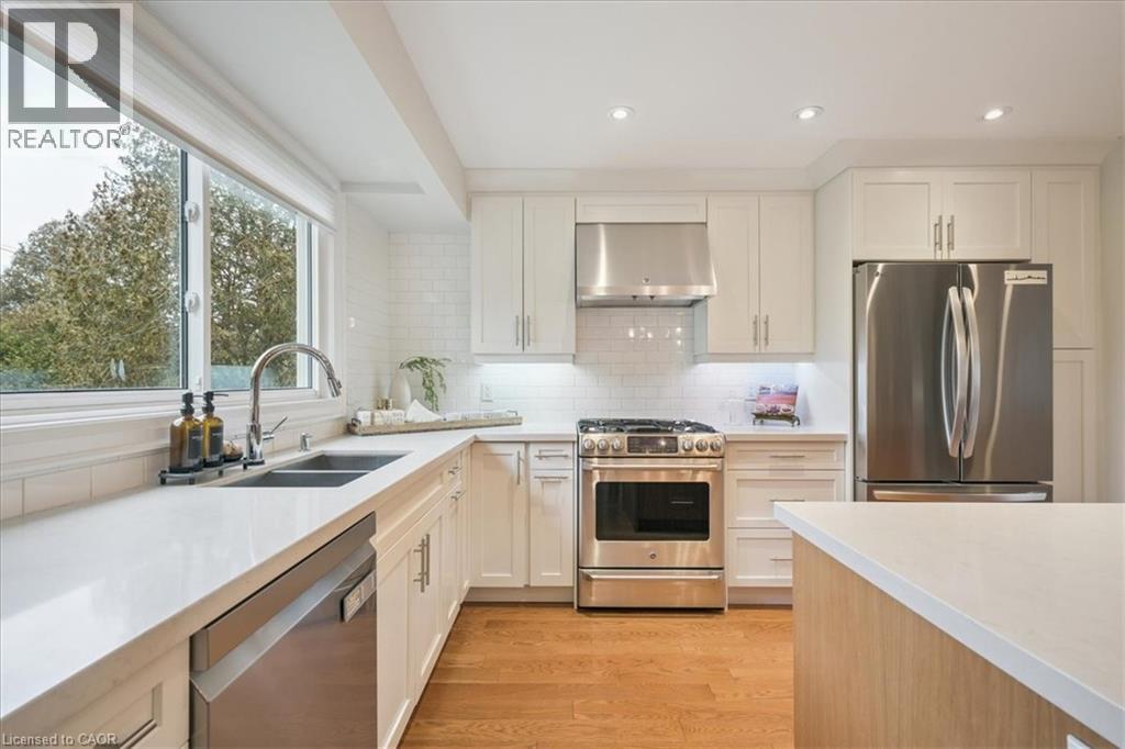 478 Donegal Drive, Burlington, Ontario  L7L 2M7 - Photo 14 - 40799322