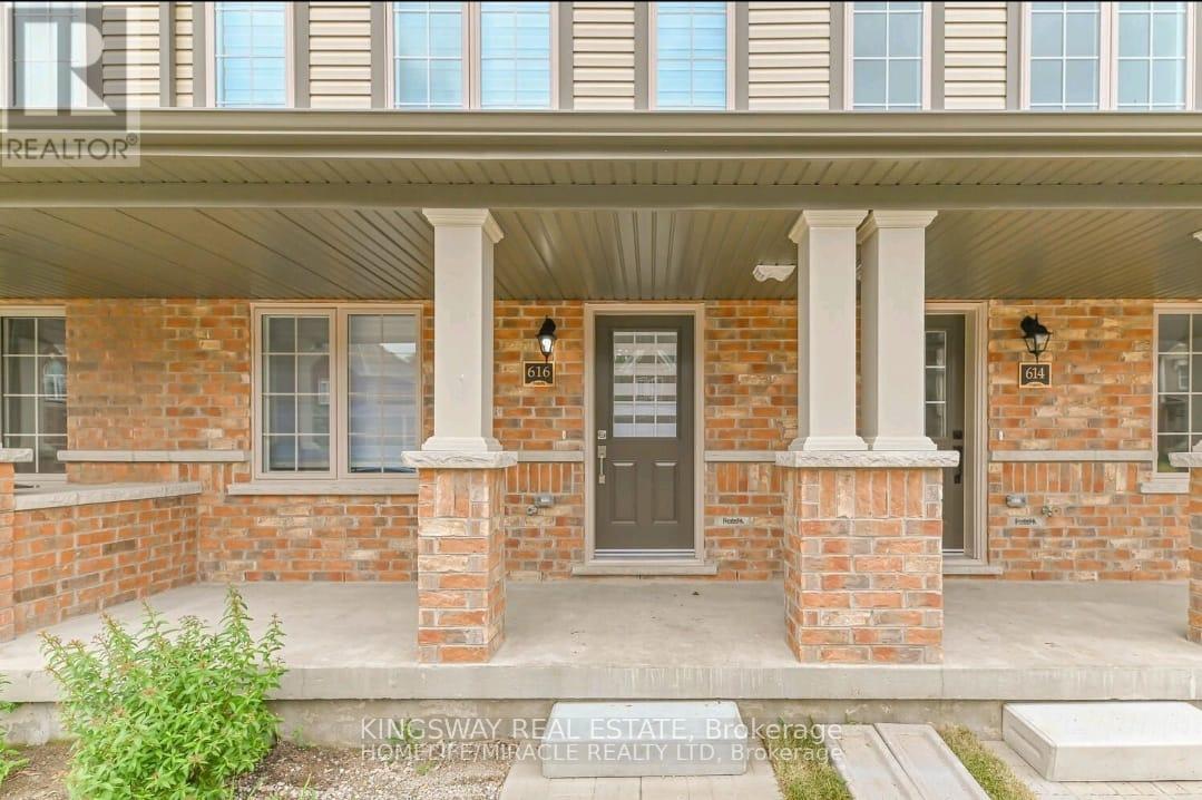 616 Linden Drive, Cambridge, Ontario  N3H 0C6 - Photo 2 - X12707316