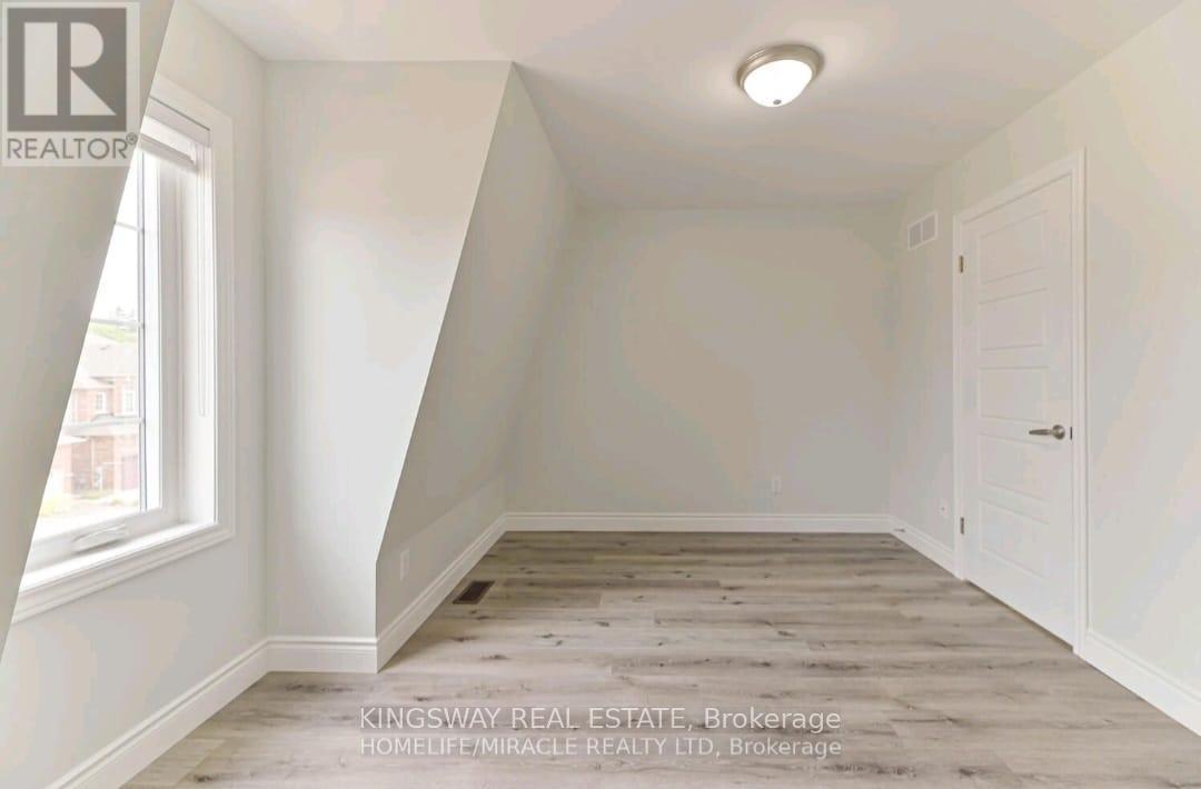 616 Linden Drive, Cambridge, Ontario  N3H 0C6 - Photo 22 - X12707316