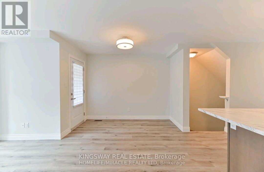 616 Linden Drive, Cambridge, Ontario  N3H 0C6 - Photo 9 - X12707316