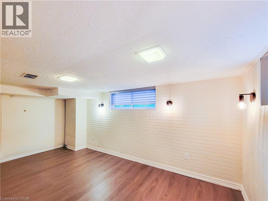 109 Terrace Drive, Hamilton, Ontario  L9A 2Y8 - Photo 9 - 40770062