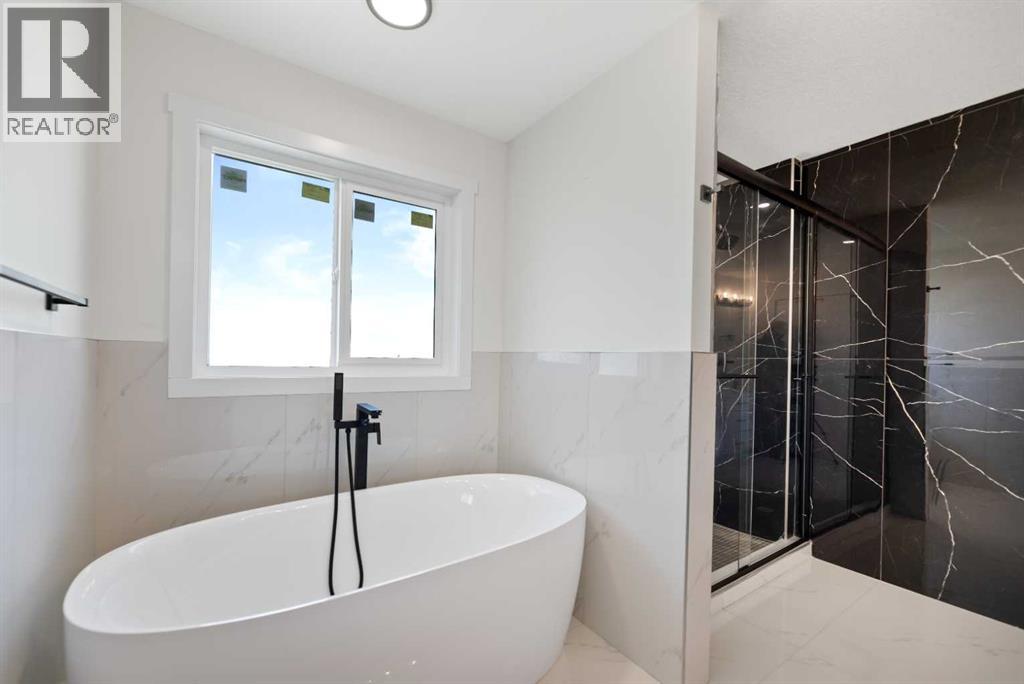 9 Mcclung Gate, Carstairs, Alberta  T0M 0N0 - Photo 19 - A2273235