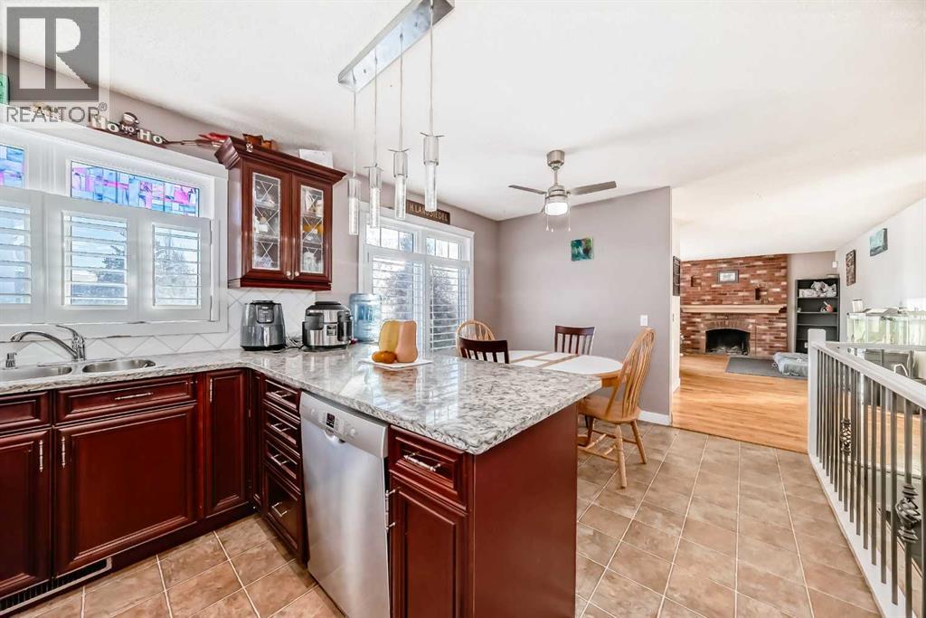 516 2 Avenue Ne, Airdrie, Alberta  T4B 1R4 - Photo 7 - A2278819