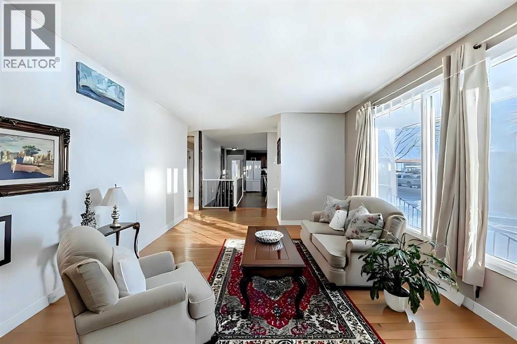 516 2 Avenue Ne, Airdrie, Alberta  T4B 1R4 - Photo 9 - A2278819