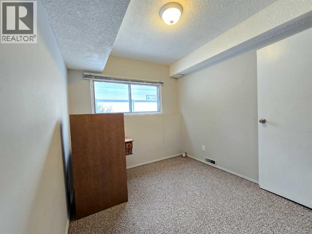 #3, 11910 21 Avenue, Blairmore, Alberta  T0K 0E0 - Photo 15 - A2278069