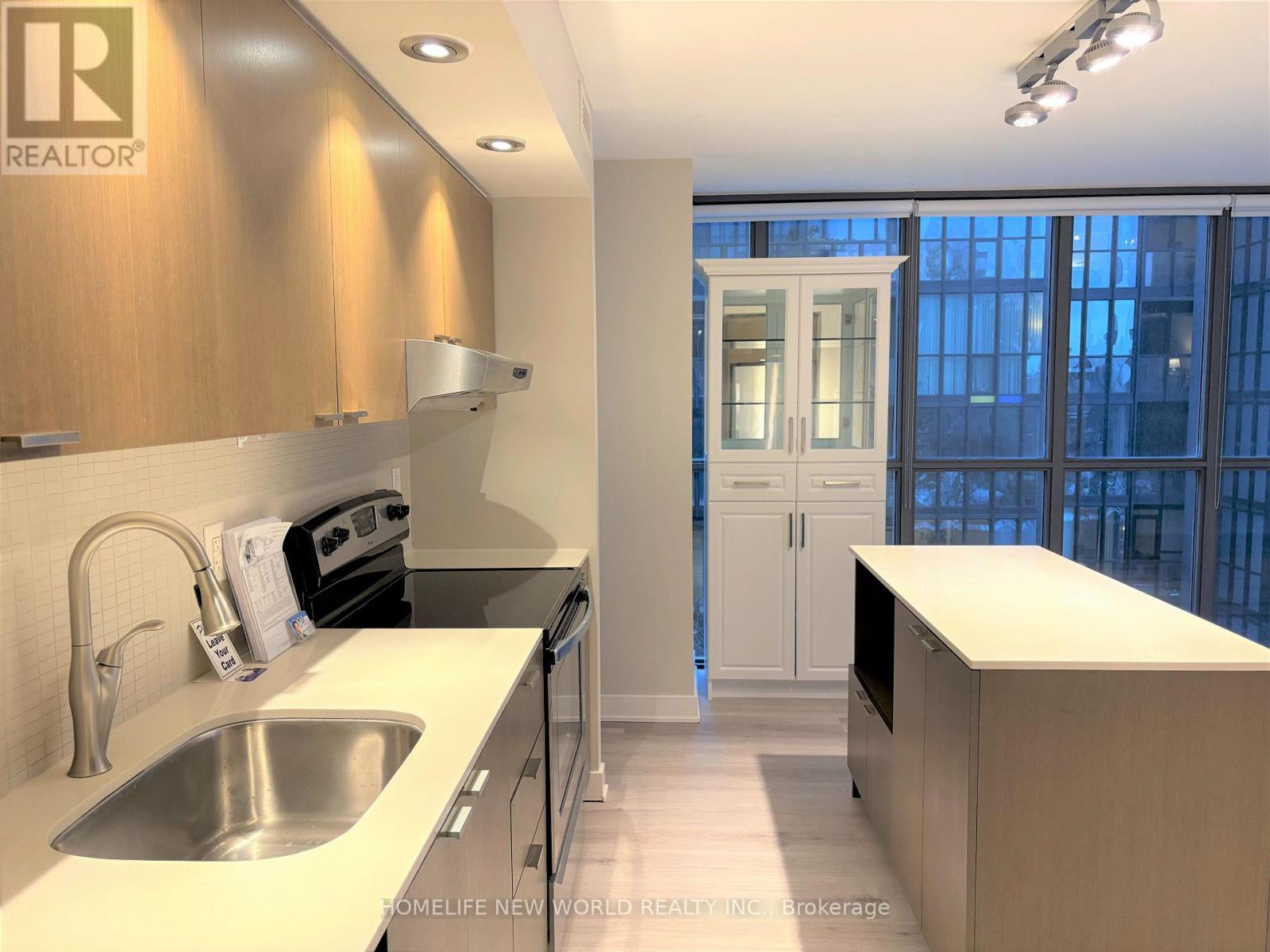 503 - 110 Charles Street E, Toronto, Ontario  M4Y 1T5 - Photo 3 - C12707350