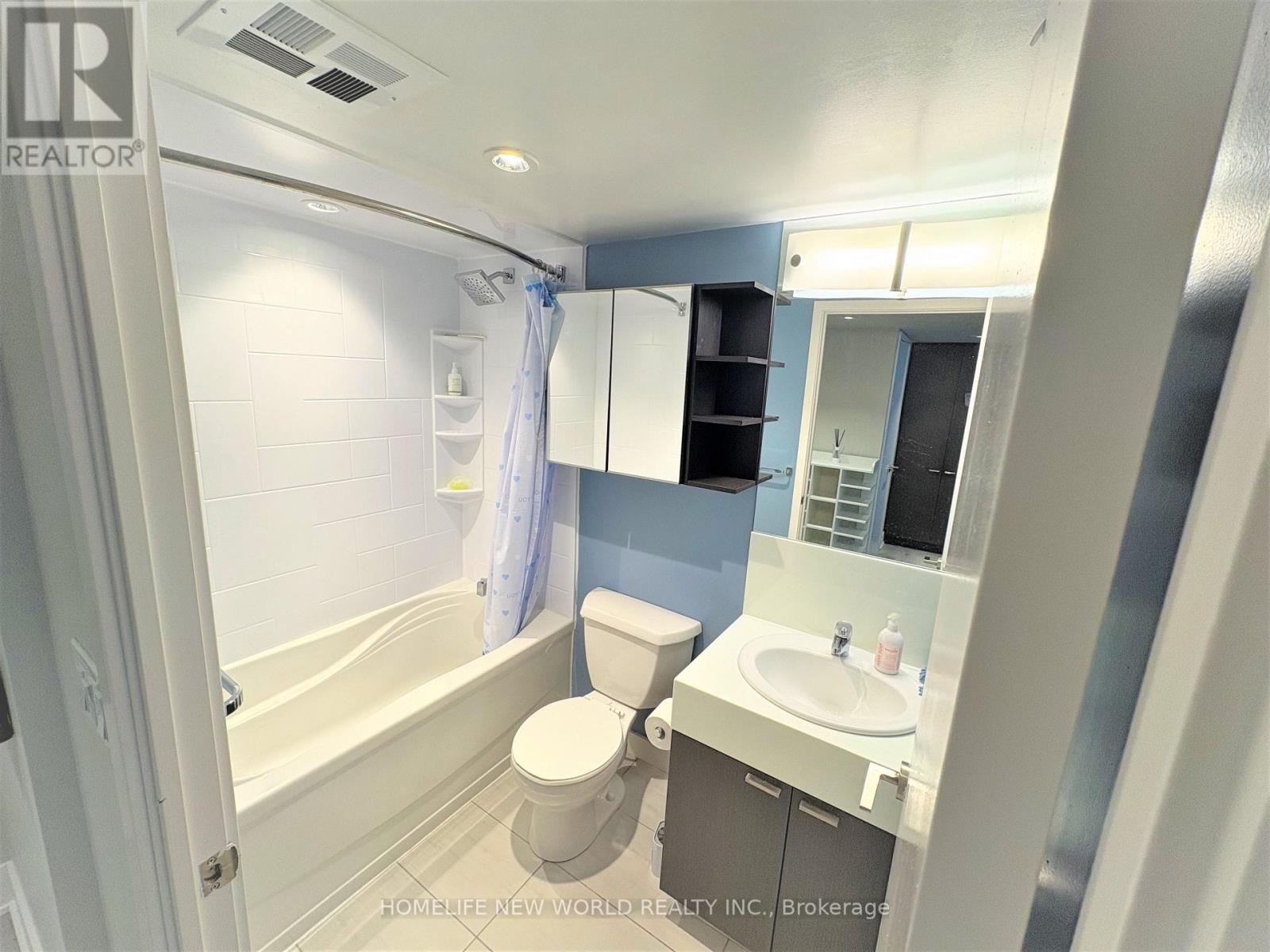 503 - 110 Charles Street E, Toronto, Ontario  M4Y 1T5 - Photo 8 - C12707350