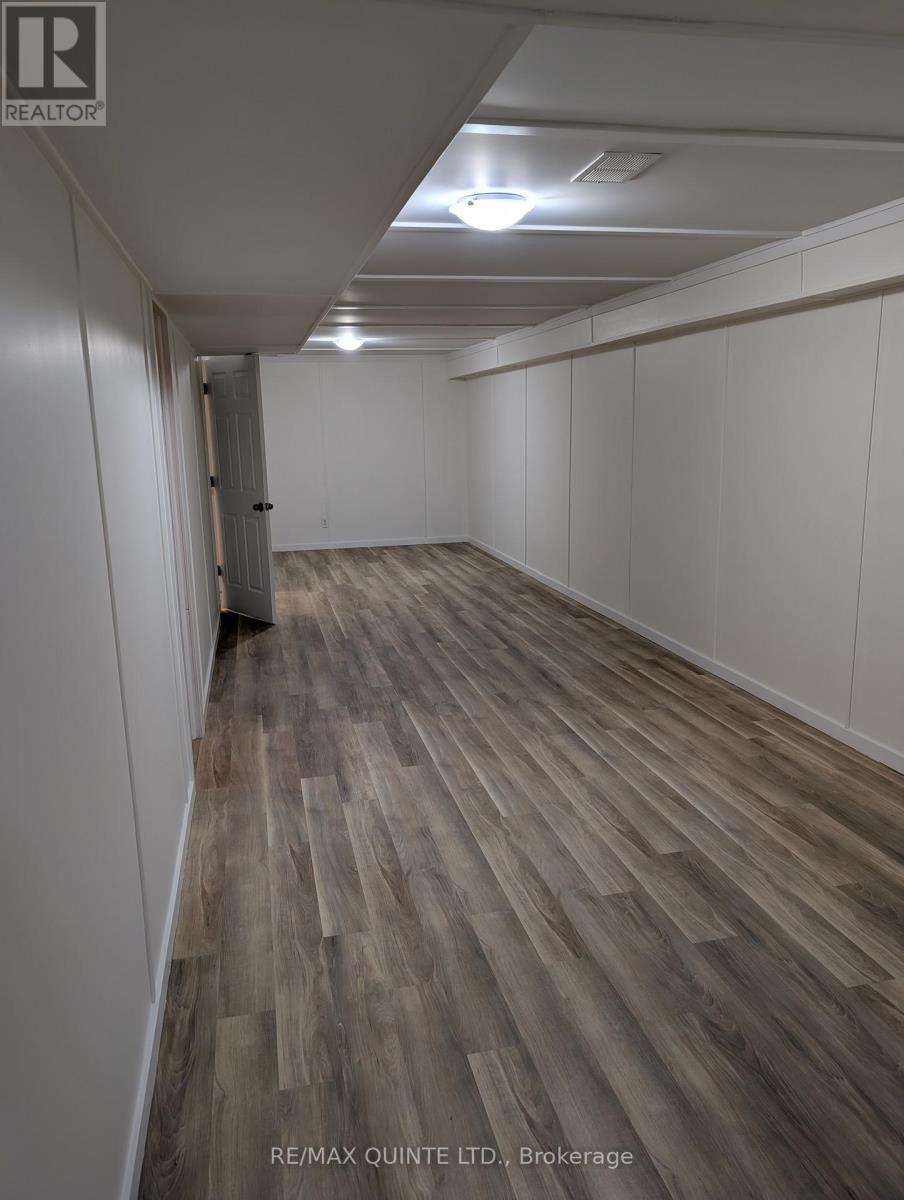 23 - 1 Rosemary Court, Prince Edward County, Ontario  K0K 2T0 - Photo 34 - X12449029