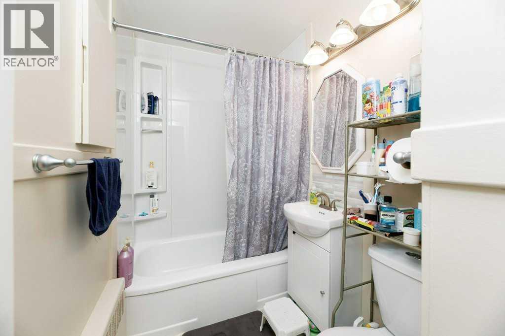 22 Poplar Crescent, Springbrook, Alberta  T4S 1V3 - Photo 8 - A2270496