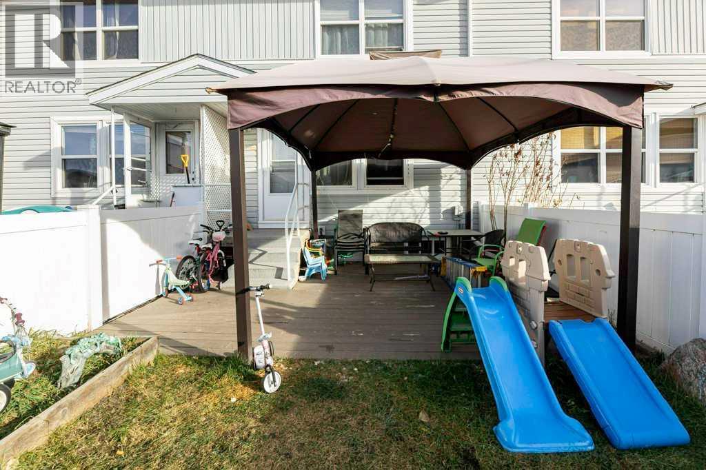 22 Poplar Crescent, Springbrook, Alberta  T4S 1V3 - Photo 16 - A2270496