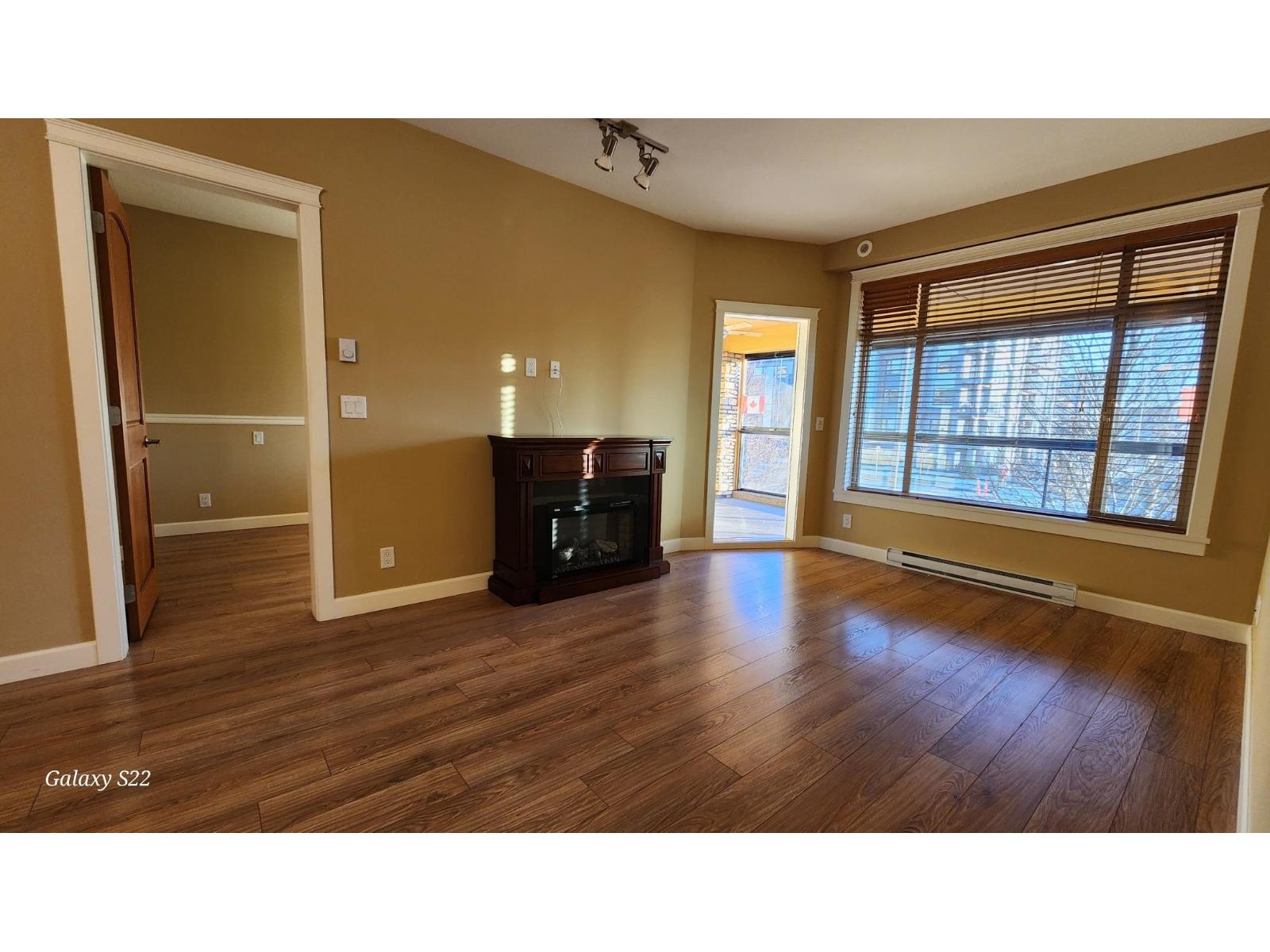 A206 8218 207a Street, Langley, British Columbia  V2Y 0X9 - Photo 11 - R3080011