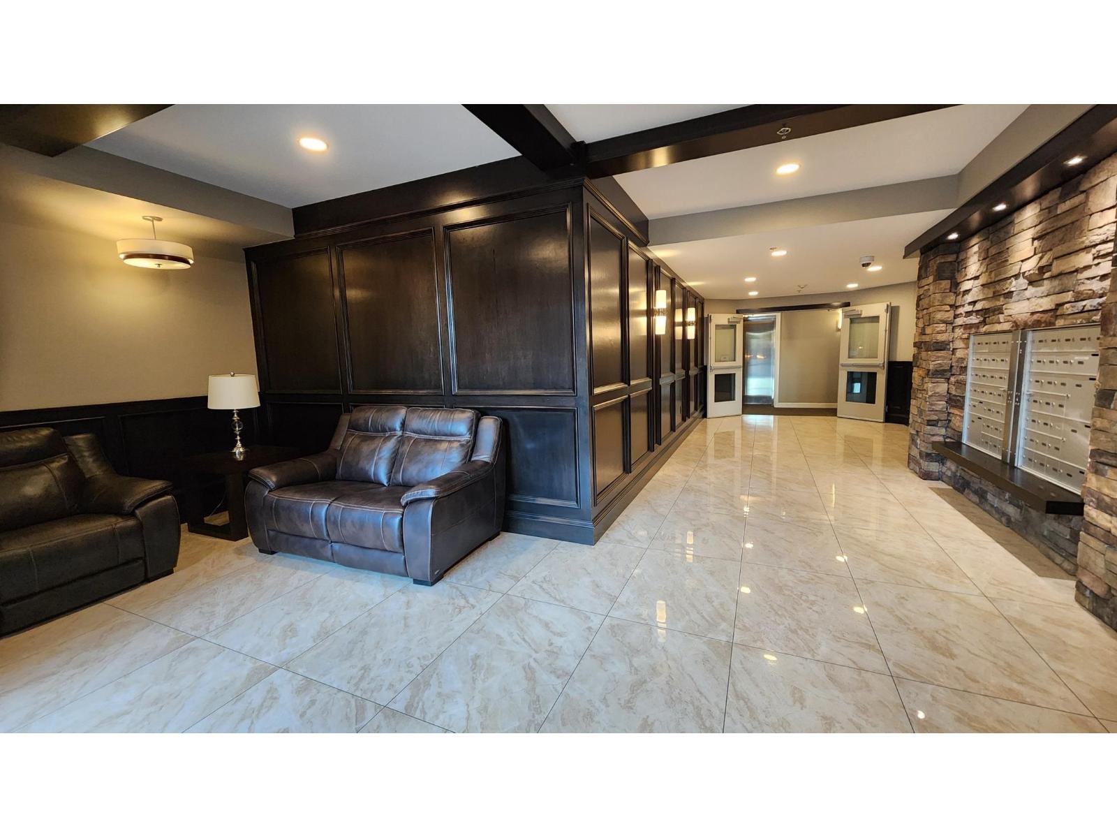 A206 8218 207a Street, Langley, British Columbia  V2Y 0X9 - Photo 2 - R3080011