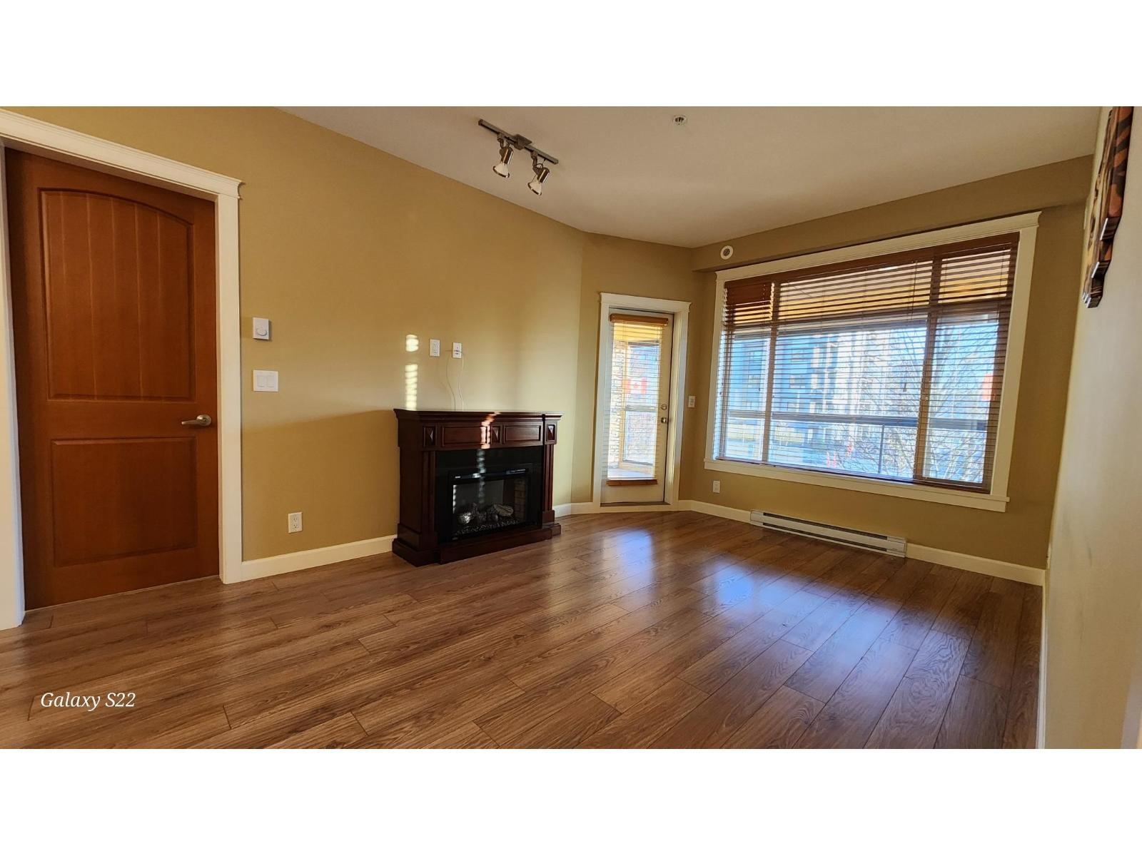 A206 8218 207a Street, Langley, British Columbia  V2Y 0X9 - Photo 10 - R3080011