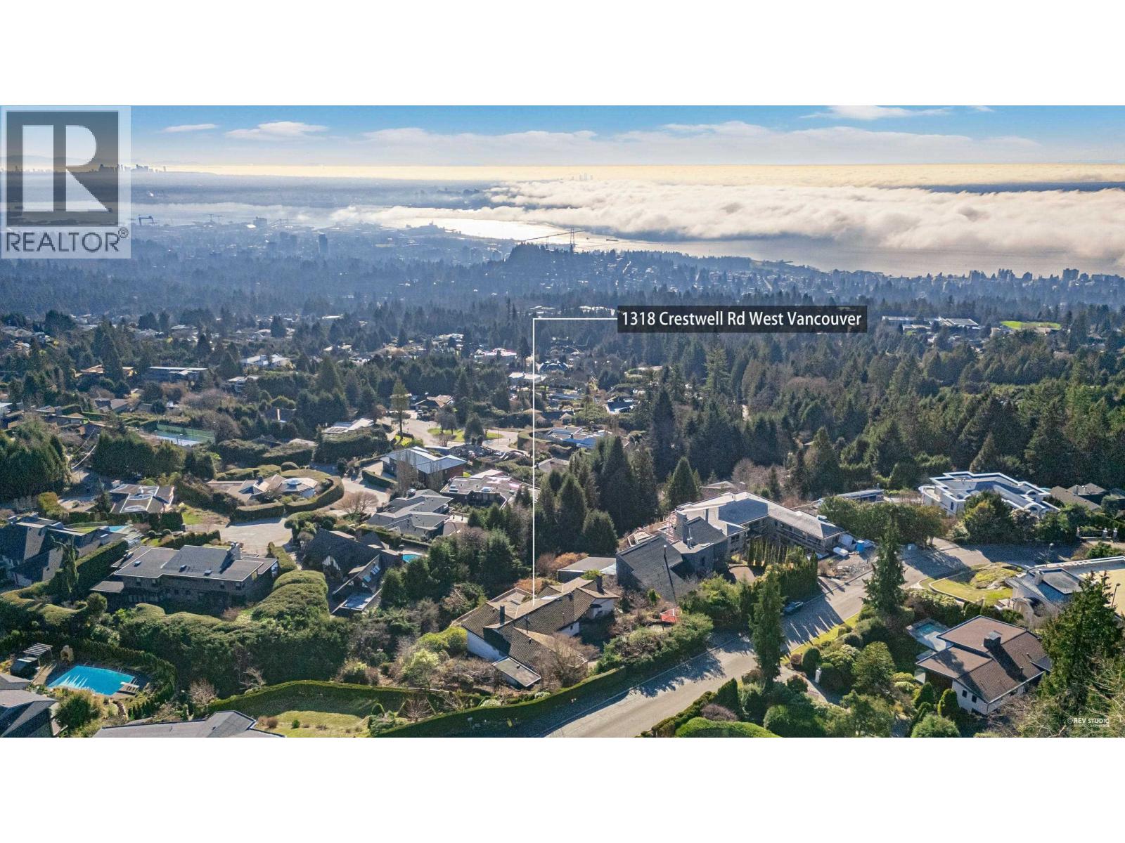 1318 CRESTWELL ROAD, West Vancouver, British Columbia