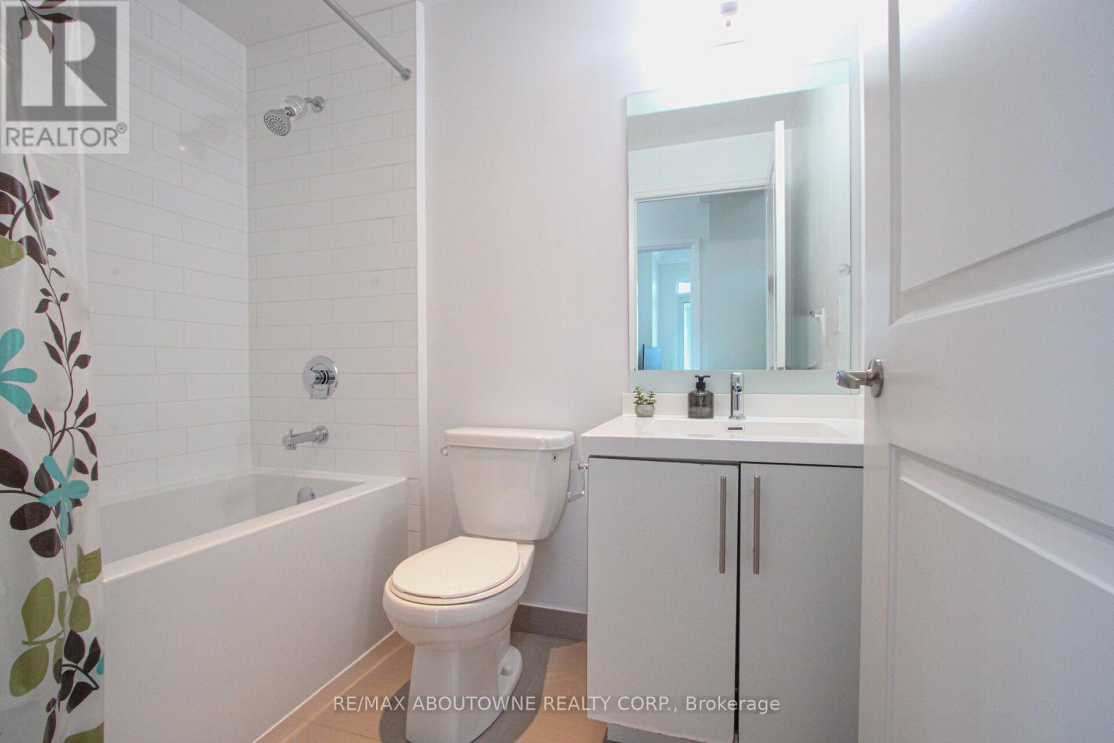 1503 - 65 Speers Road, Oakville, Ontario  L6K 0J1 - Photo 23 - W12707342