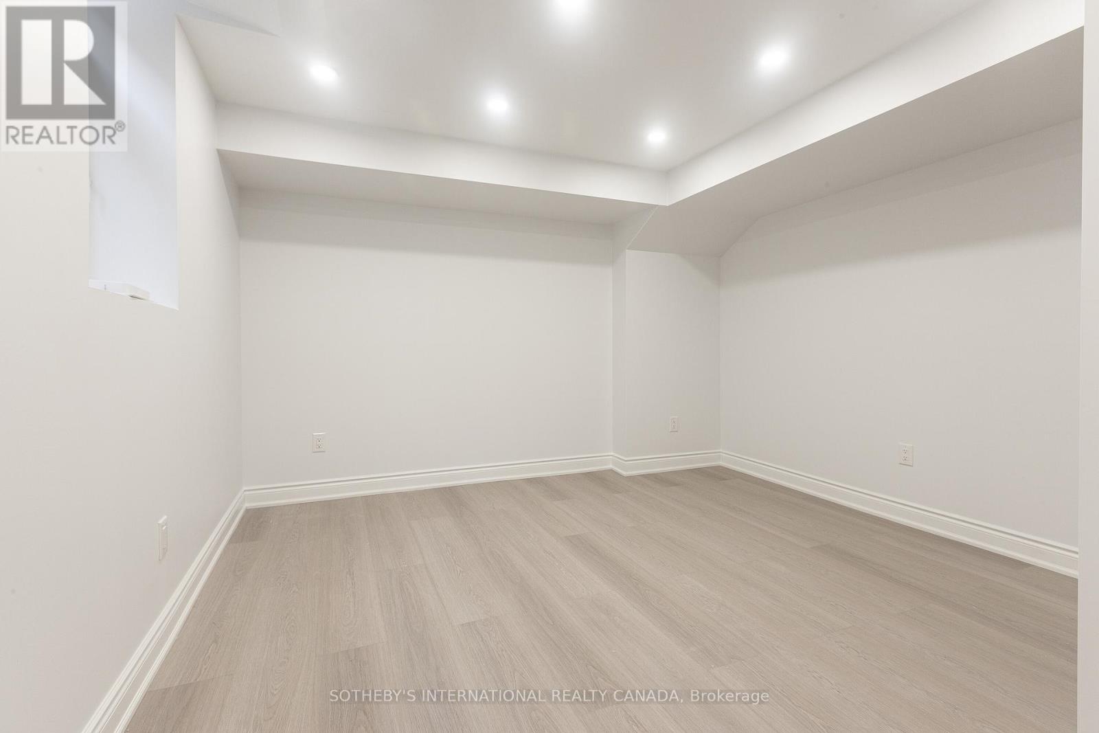 Basement - 1182 Blueheron Boulevard, Mississauga, Ontario  L5V 2E1 - Photo 9 - W12707346