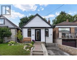 74 CHRYESSA AVENUE, Toronto, Ontario