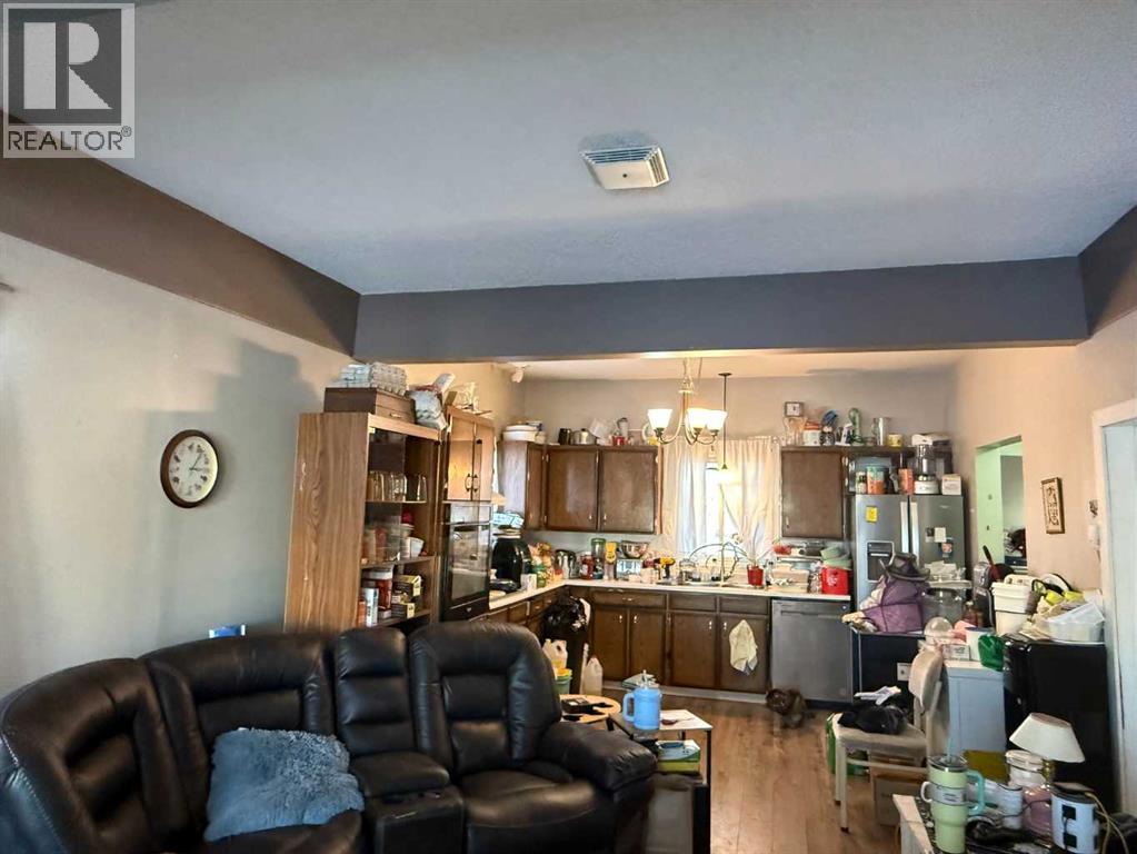 5031 48 Avenue, Girouxville, Alberta  T0H 1S0 - Photo 8 - A2279797